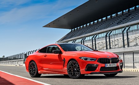 2020 BMW M8 Competition Coupe (Color: Fire Red) Front Three-Quarter Wallpapers 450x275 (60)