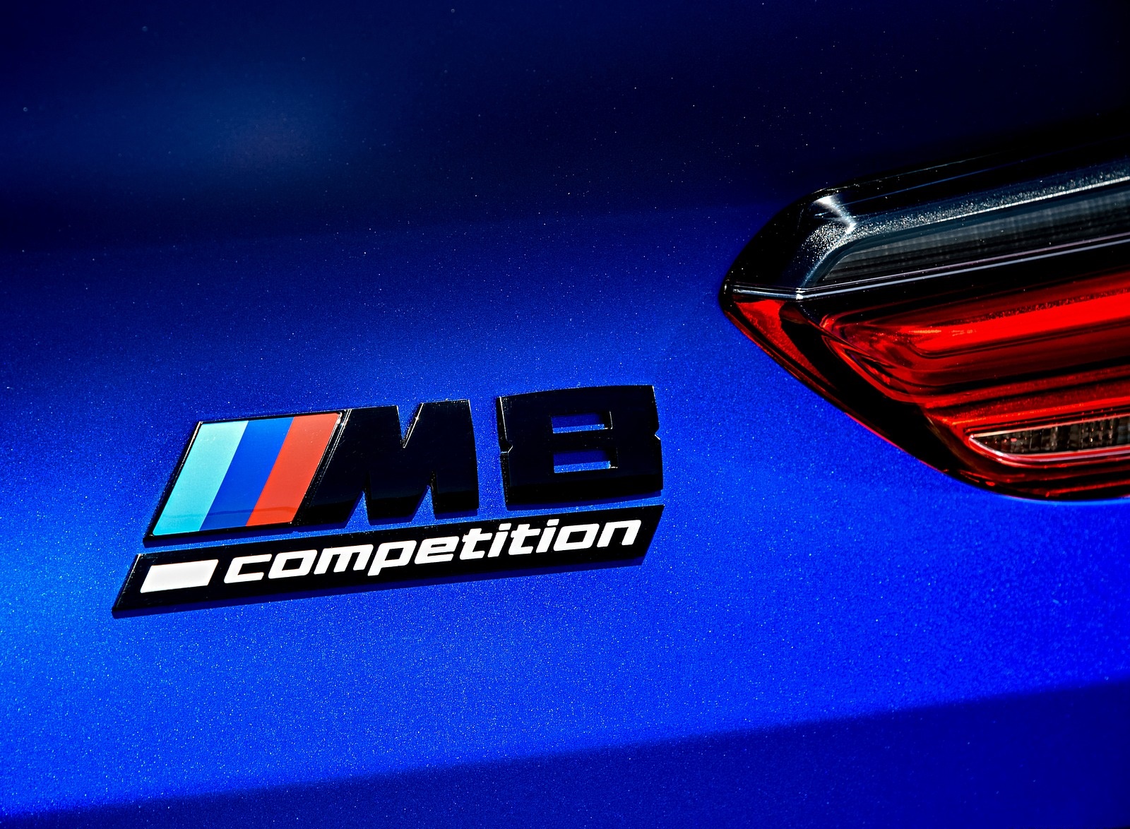2020 BMW M8 Competition Coupe (Color: Frozen Marina Bay Blue) Badge Wallpapers #209 of 305