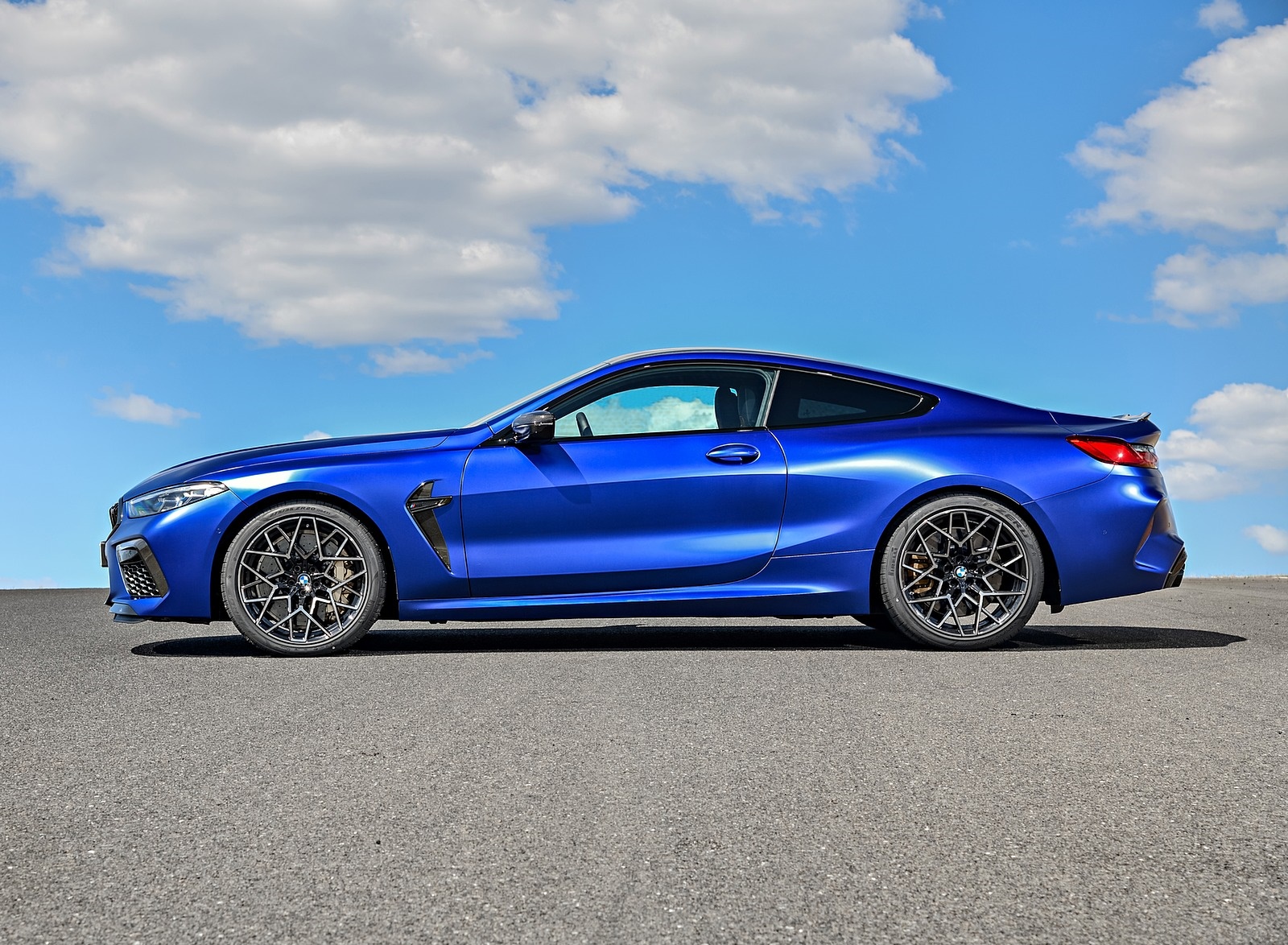 2020 BMW M8 Competition Coupe (Color: Frozen Marina Bay Blue) Side Wallpapers #198 of 305