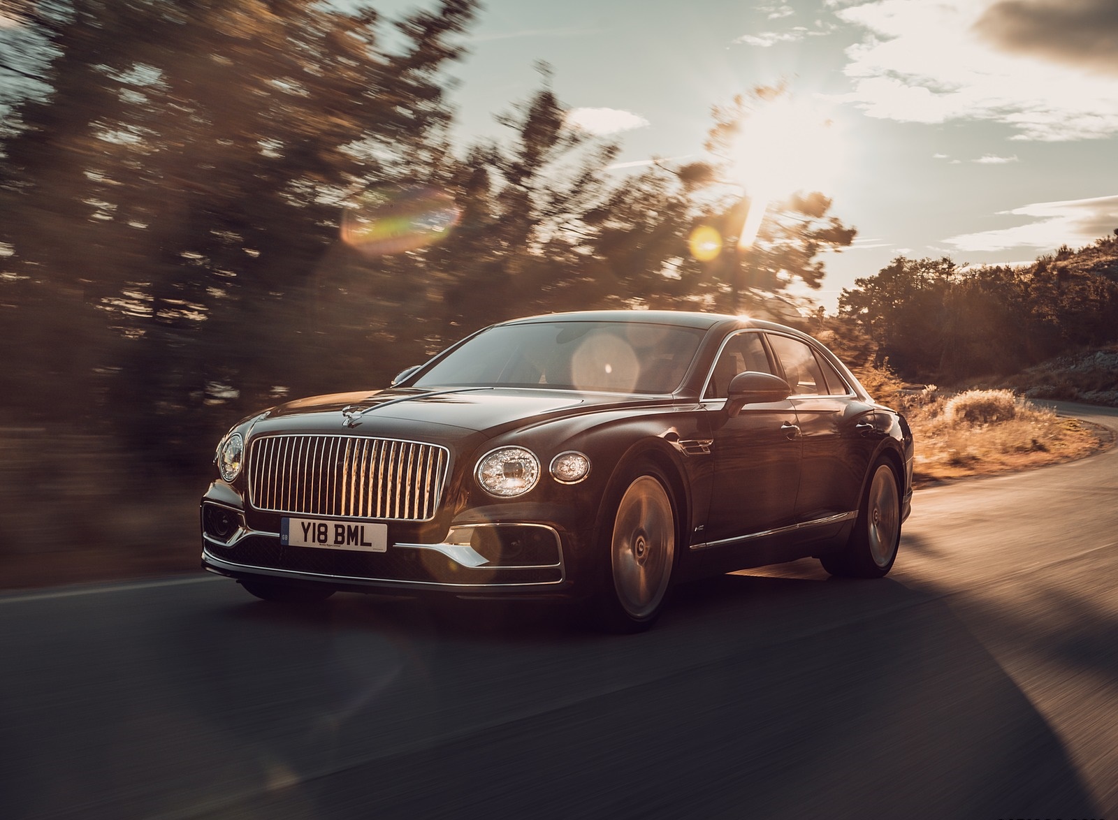 2020 Bentley Flying Spur (Color: Cricket Ball) Front Three-Quarter Wallpapers #110 of 140
