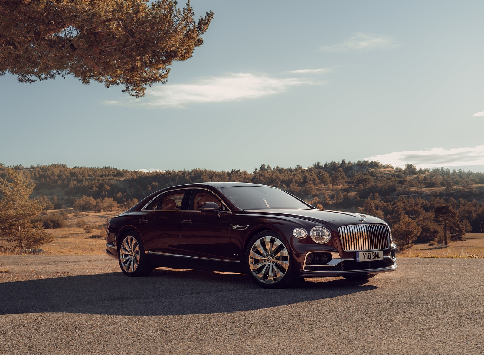 2020 Bentley Flying Spur (Color: Cricket Ball) Front Three-Quarter Wallpapers #117 of 140