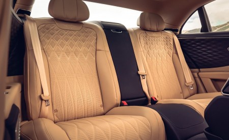 2020 Bentley Flying Spur (Color: Cricket Ball) Interior Rear Seats Wallpapers 450x275 (129)