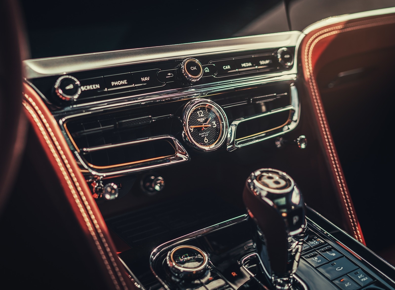 2020 Bentley Flying Spur (Color: Extreme Silver) Interior Detail Wallpapers #74 of 140
