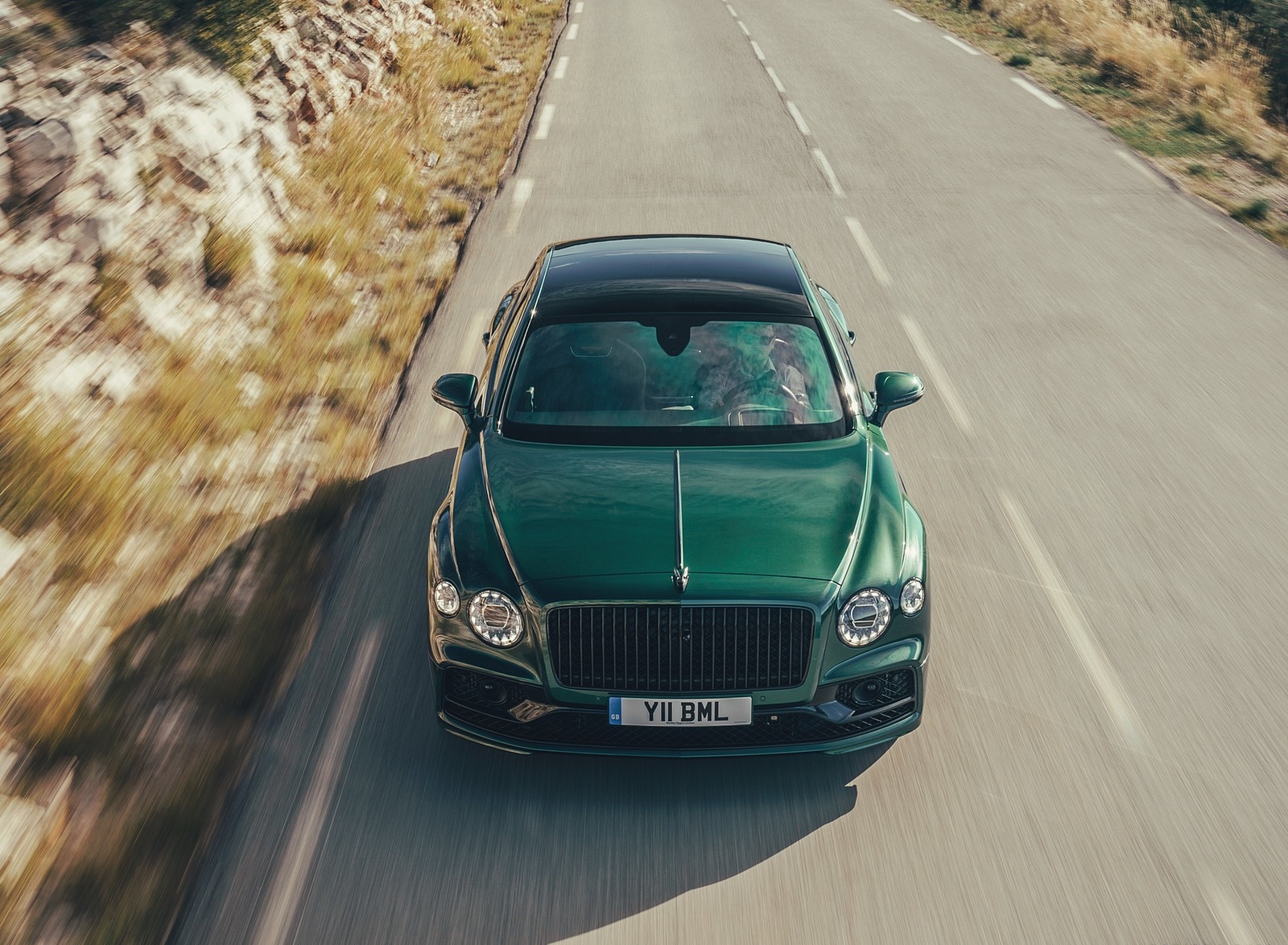 2020 Bentley Flying Spur (Color: Verdant) Front Wallpapers #29 of 140