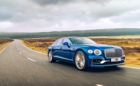 2020 Bentley Flying Spur First Edition Front Three-Quarter Wallpapers 450x275 (2)
