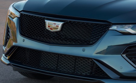2020 Cadillac CT4-V Grill Wallpapers 450x275 (13)