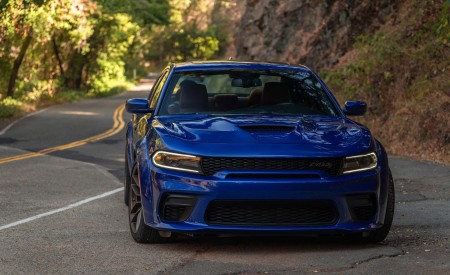 2020 Dodge Charger SRT Hellcat Widebody (Color: IndiGo Blue) Front Wallpapers 450x275 (50)