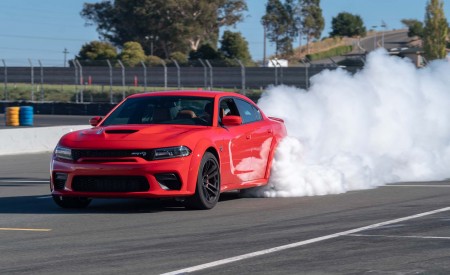 2020 Dodge Charger SRT Hellcat Widebody (Color: TorRed) Burnout Wallpapers 450x275 (12)