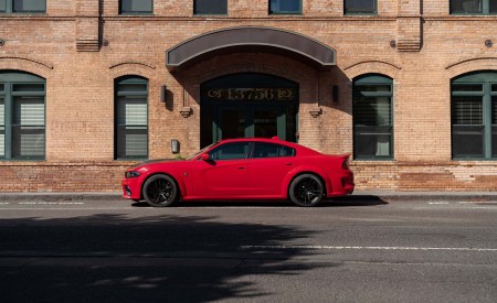 2020 Dodge Charger SRT Hellcat Widebody (Color: TorRed) Side Wallpapers 450x275 (23)