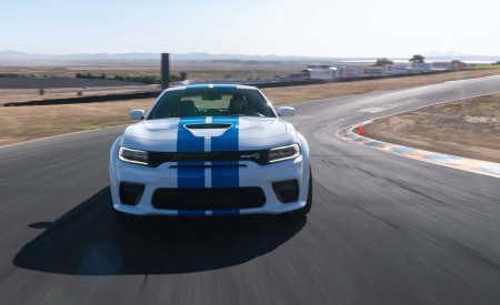 2020 Dodge Charger SRT Hellcat Widebody (Color: White Knuckle) Front Wallpapers 450x275 (73)