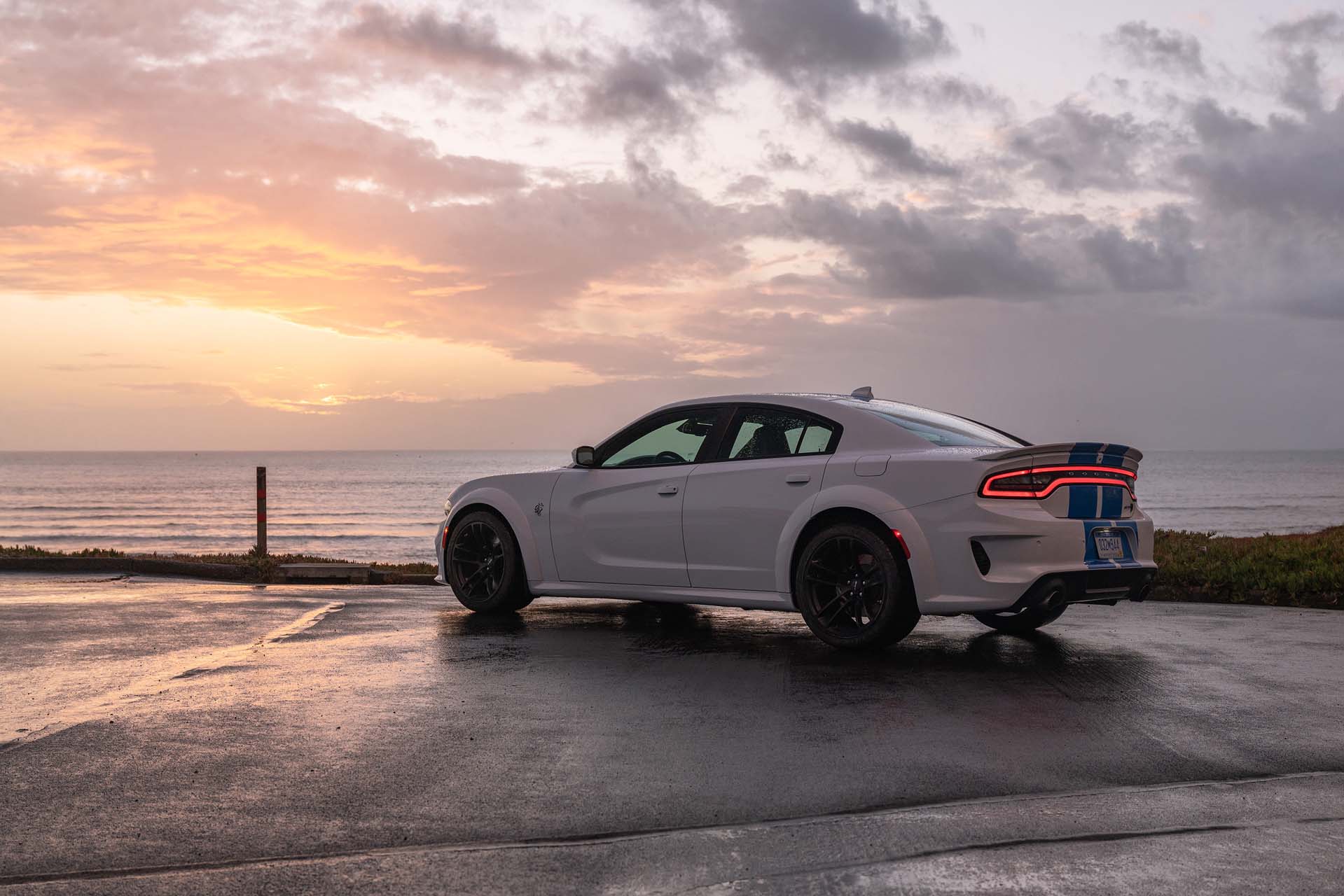 2020 Dodge Charger SRT Hellcat Widebody (Color: White Knuckle) Rear Three-Quarter Wallpapers #93 of 183