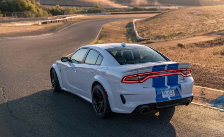 2020 Dodge Charger SRT Hellcat Widebody (Color: White Knuckle) Rear Three-Quarter Wallpapers 450x275 (94)