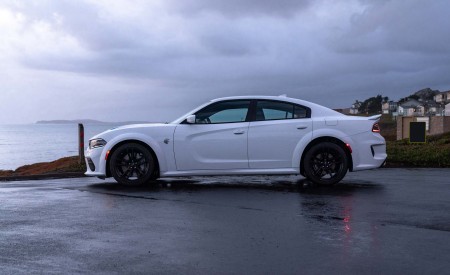 2020 Dodge Charger SRT Hellcat Widebody (Color: White Knuckle) Side Wallpapers 450x275 (77)