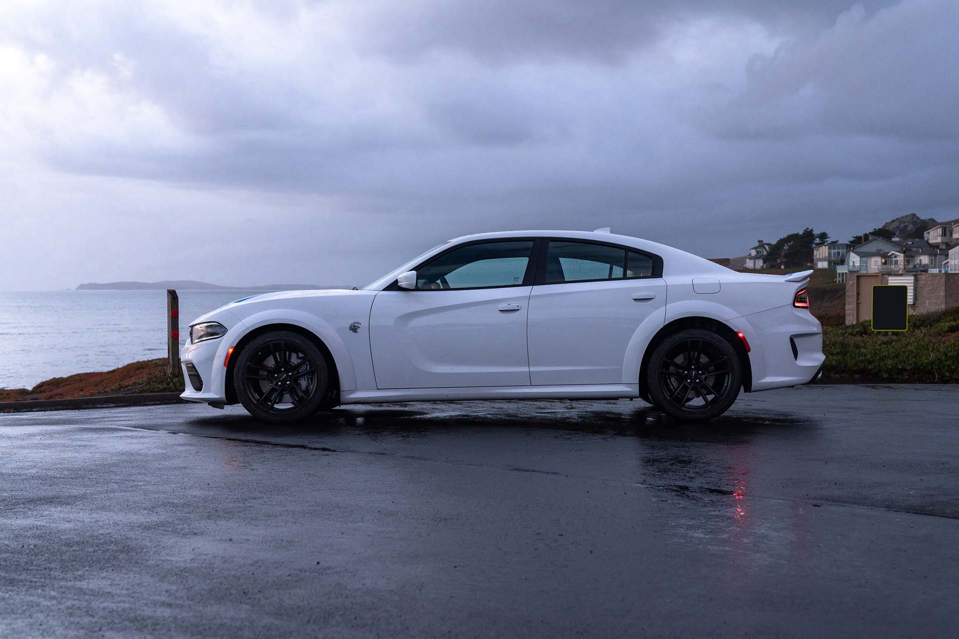 2020 Dodge Charger SRT Hellcat Widebody (Color: White Knuckle) Side Wallpapers #77 of 183