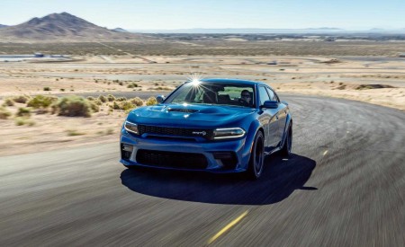 2020 Dodge Charger SRT Hellcat Widebody Front Three-Quarter Wallpapers 450x275 (105)