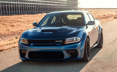 2020 Dodge Charger SRT Hellcat Widebody Front Three-Quarter Wallpapers 450x275 (125)
