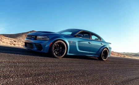 2020 Dodge Charger SRT Hellcat Widebody Front Three-Quarter Wallpapers 450x275 (107)