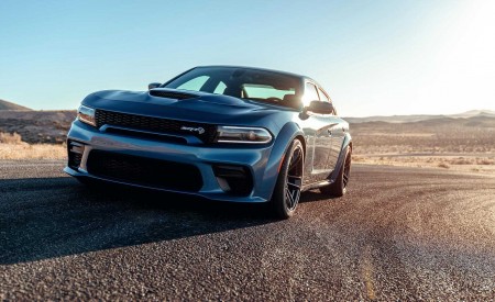 2020 Dodge Charger SRT Hellcat Widebody Front Three-Quarter Wallpapers 450x275 (108)