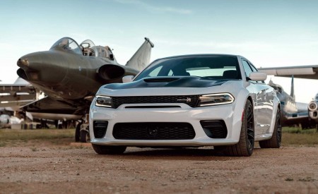 2020 Dodge Charger Scat Pack Widebody Front Three-Quarter Wallpapers 450x275 (24)