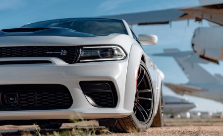 2020 Dodge Charger Scat Pack Widebody Headlight Wallpapers 450x275 (56)