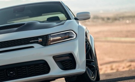 2020 Dodge Charger Scat Pack Widebody Headlight Wallpapers 450x275 (54)
