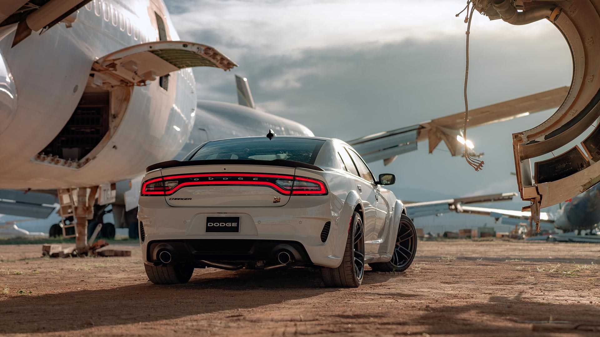 2020 Dodge Charger Scat Pack Widebody Rear Wallpapers #30 of 67
