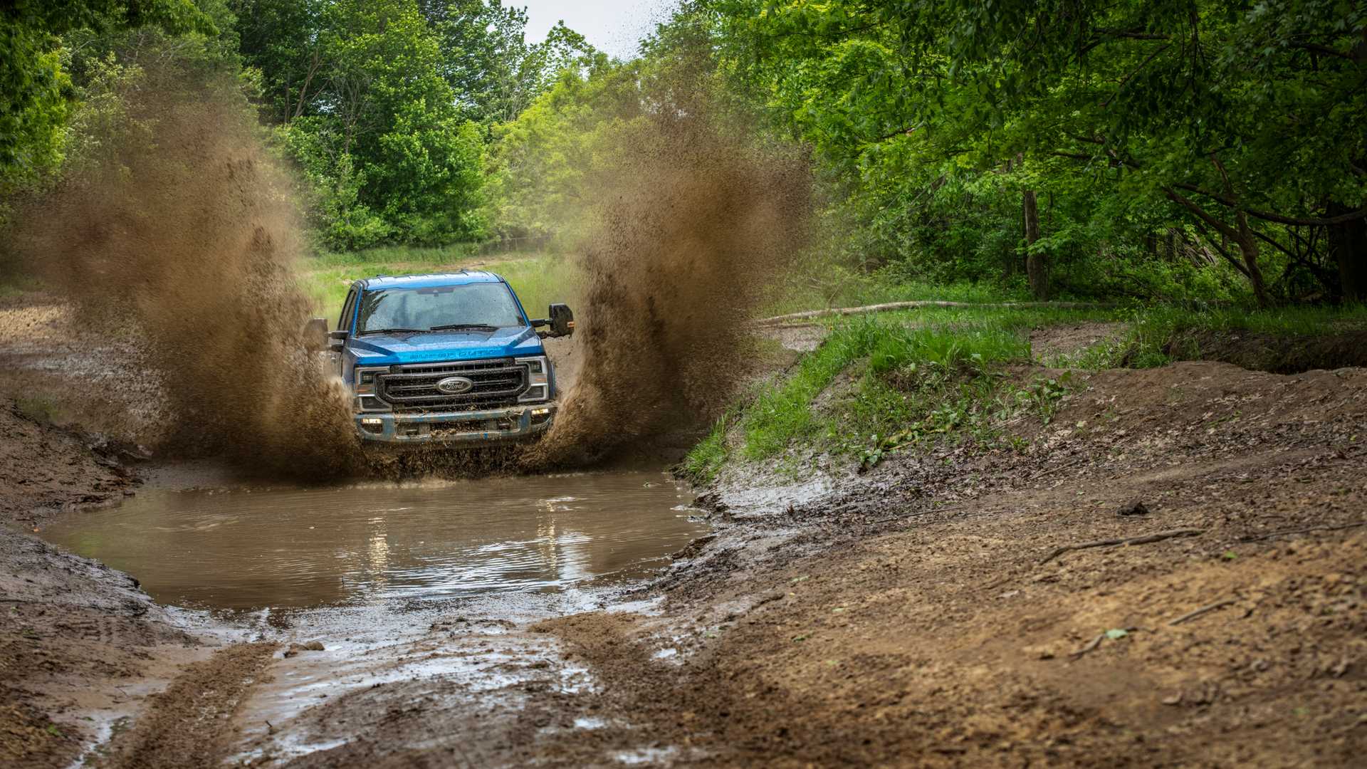 2020 Ford F-Series Super Duty with Tremor Off-Road Package Off-Road Wallpapers #10 of 17