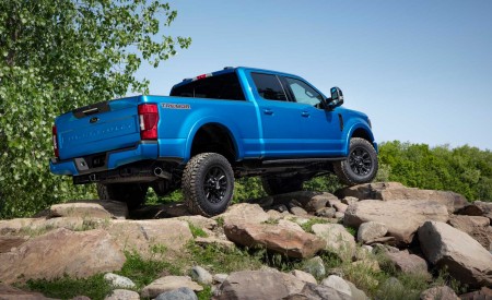 2020 Ford F-Series Super Duty with Tremor Off-Road Package Off-Road Wallpapers 450x275 (5)