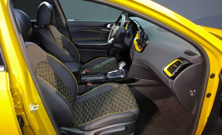 2020 Kia XCeed Interior Front Seats Wallpapers 450x275 (13)