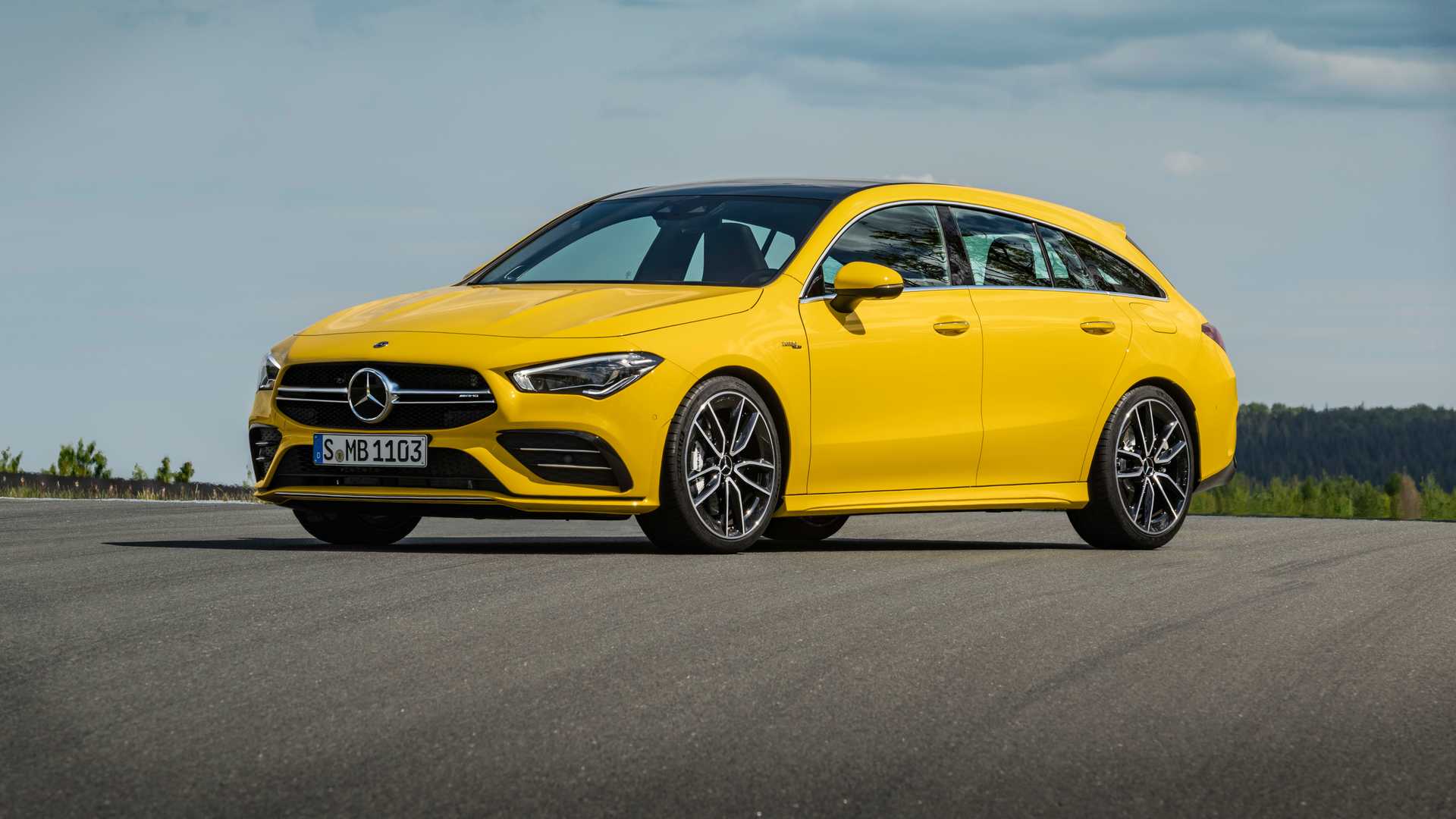 2020 Mercedes-AMG CLA 35 4MATIC Shooting Brake Front Three-Quarter Wallpapers #12 of 21