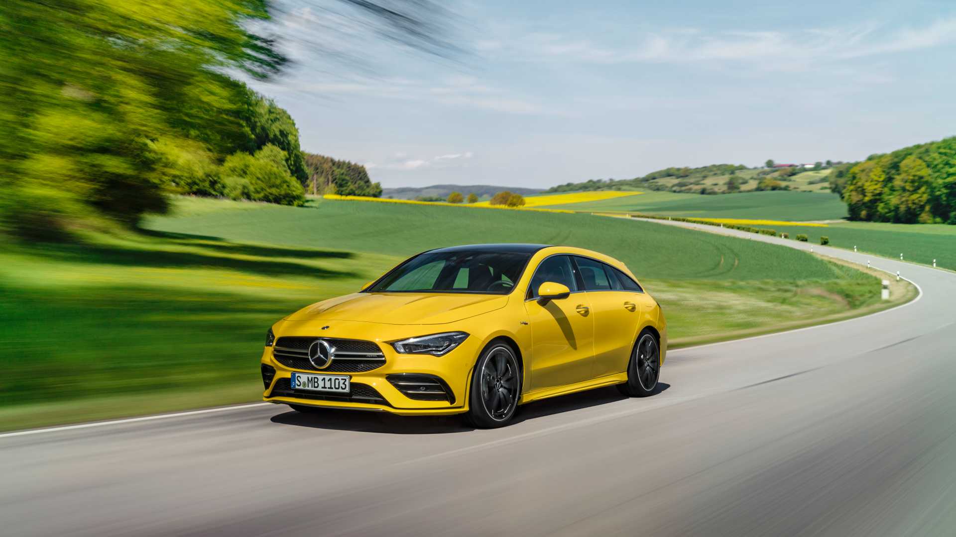 2020 Mercedes-AMG CLA 35 4MATIC Shooting Brake Front Three-Quarter Wallpapers #4 of 21