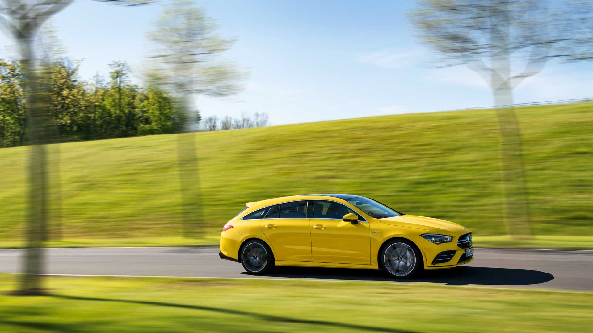 2020 Mercedes-AMG CLA 35 4MATIC Shooting Brake Side Wallpapers #9 of 21