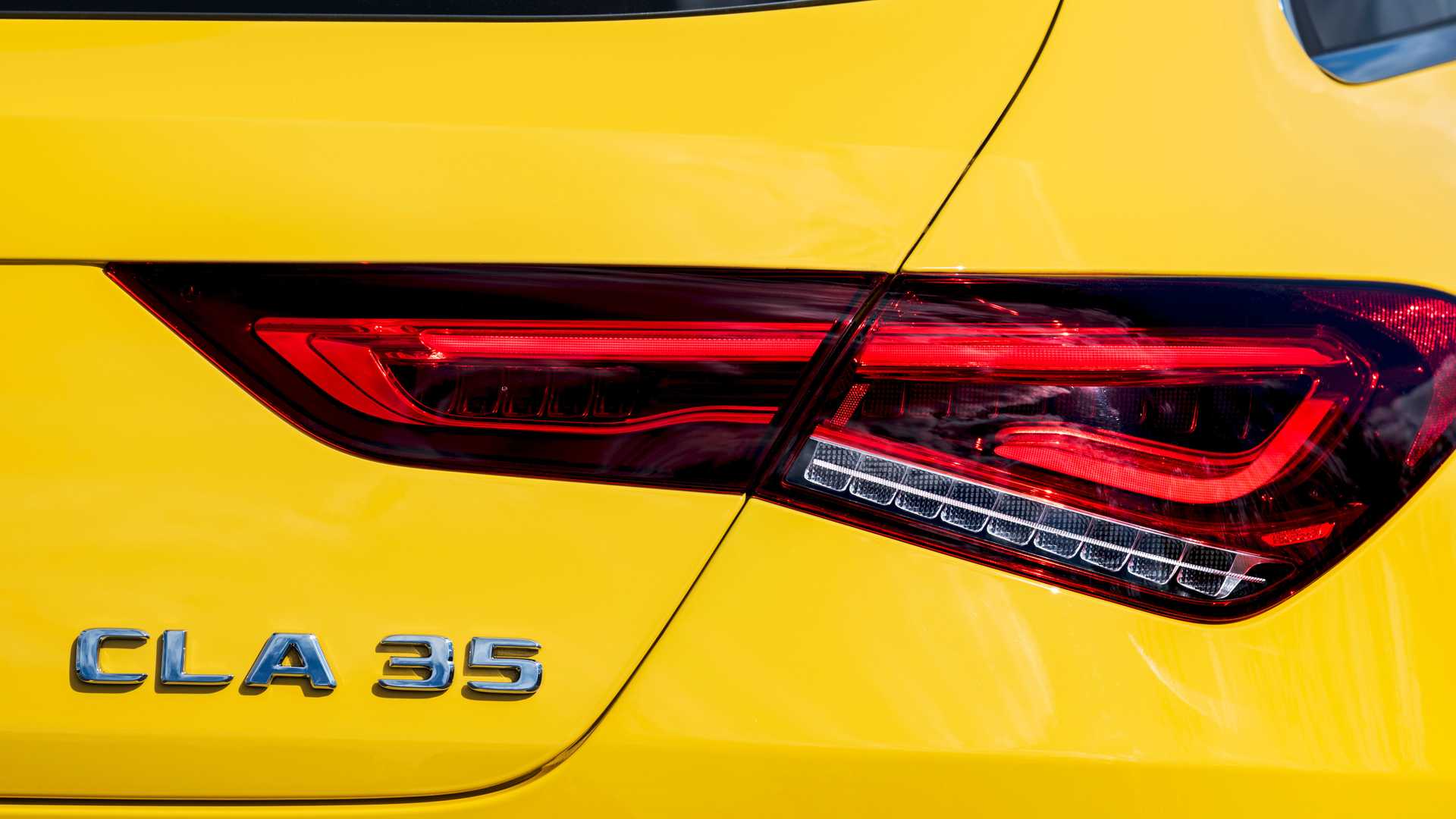 2020 Mercedes-AMG CLA 35 4MATIC Shooting Brake Tail Light Wallpapers #18 of 21