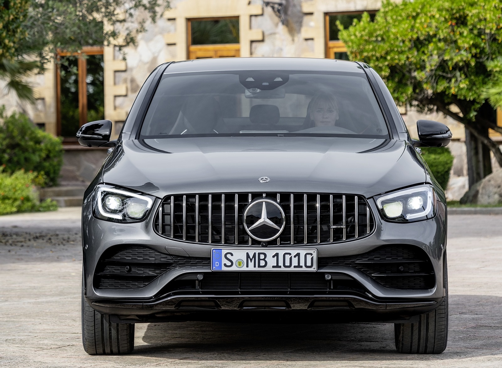 2020 Mercedes-AMG GLC 43 4MATIC Coupe Front Wallpapers #14 of 28