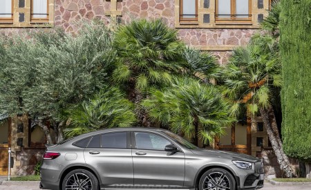 2020 Mercedes-AMG GLC 43 4MATIC Coupe Side Wallpapers 450x275 (18)