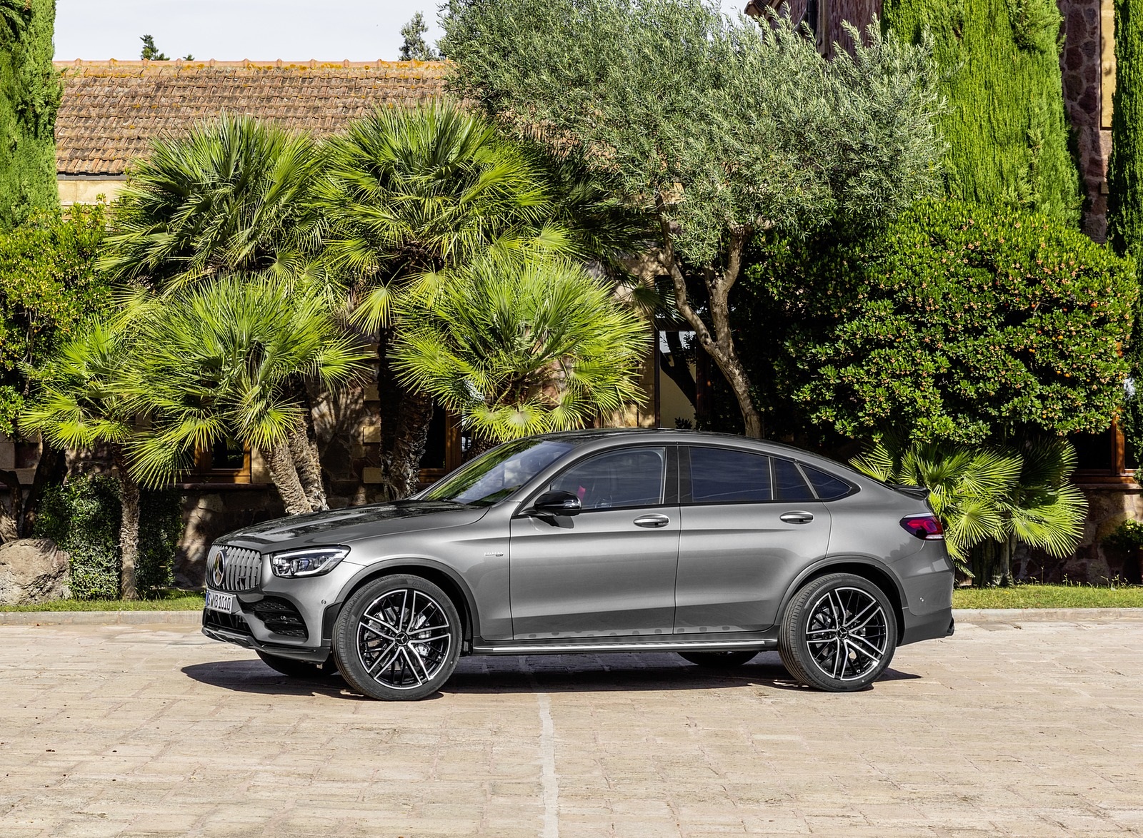 2020 Mercedes-AMG GLC 43 4MATIC Coupe Side Wallpapers #19 of 28