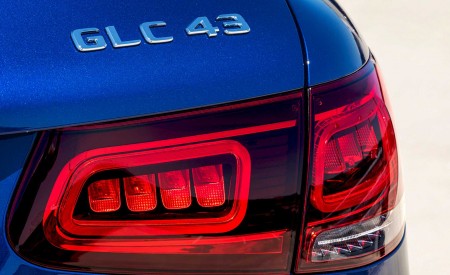 2020 Mercedes-AMG GLC 43 4MATIC Tail Light Wallpapers 450x275 (12)