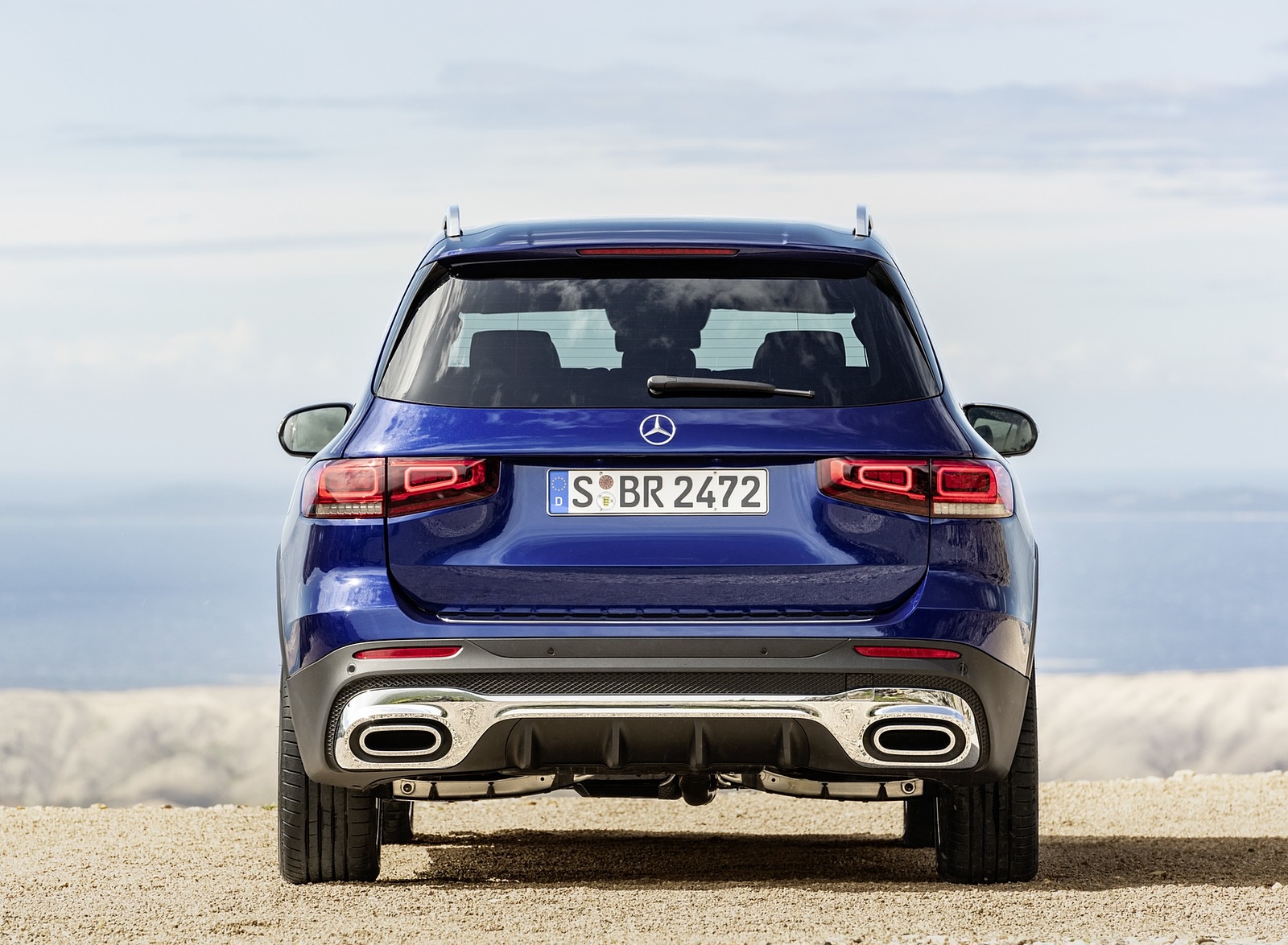 2020 Mercedes-Benz GLB 250 AMG Line (Color: Galaxy Blue) Rear Wallpapers #42 of 129