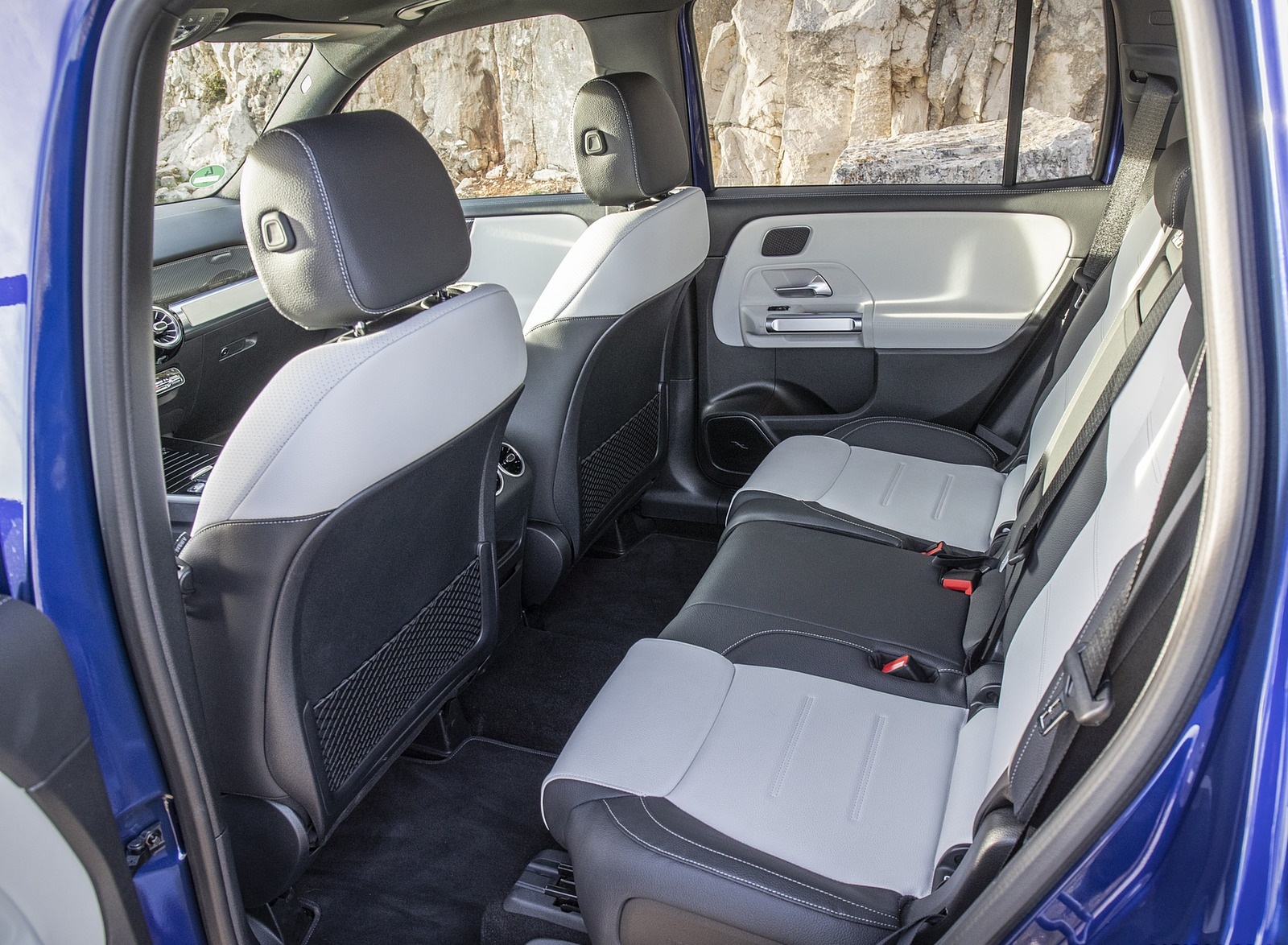 2020 Mercedes-Benz GLB Interior Rear Seats Wallpapers #18 of 129
