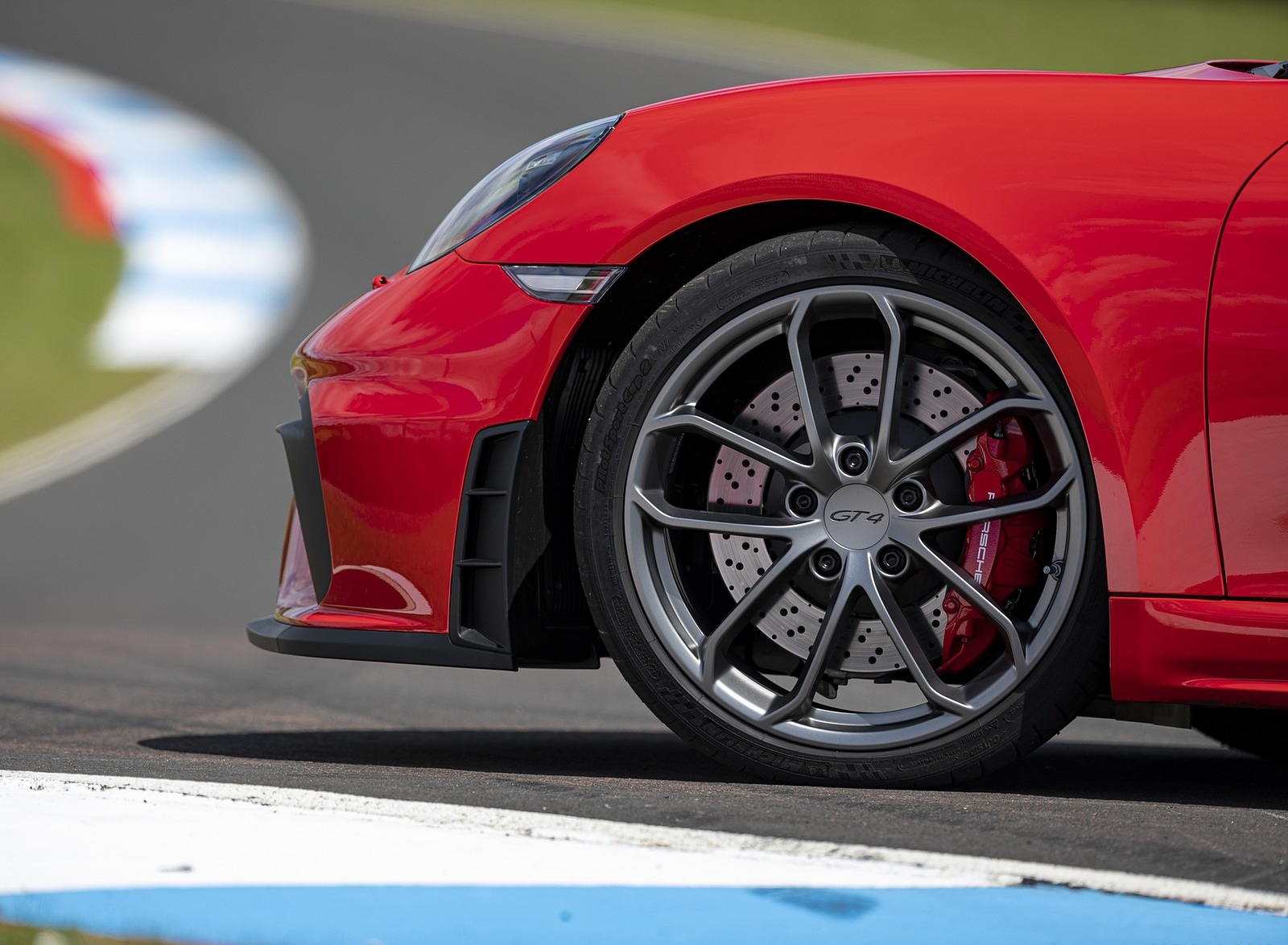 2020 Porsche 718 Cayman GT4 (Color: Guards Red) Wheel Wallpapers #38 of 177