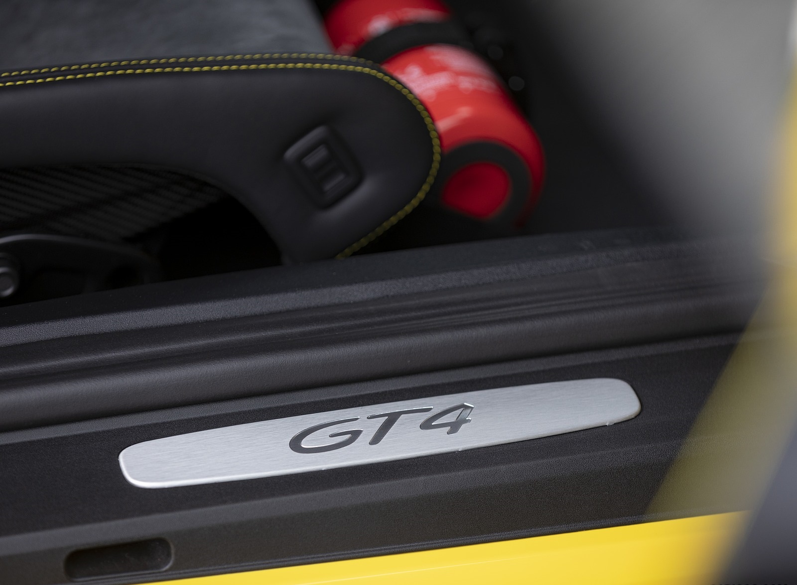 2020 Porsche 718 Cayman GT4 (Color: Racing Yellow) Door Sill Wallpapers #81 of 177