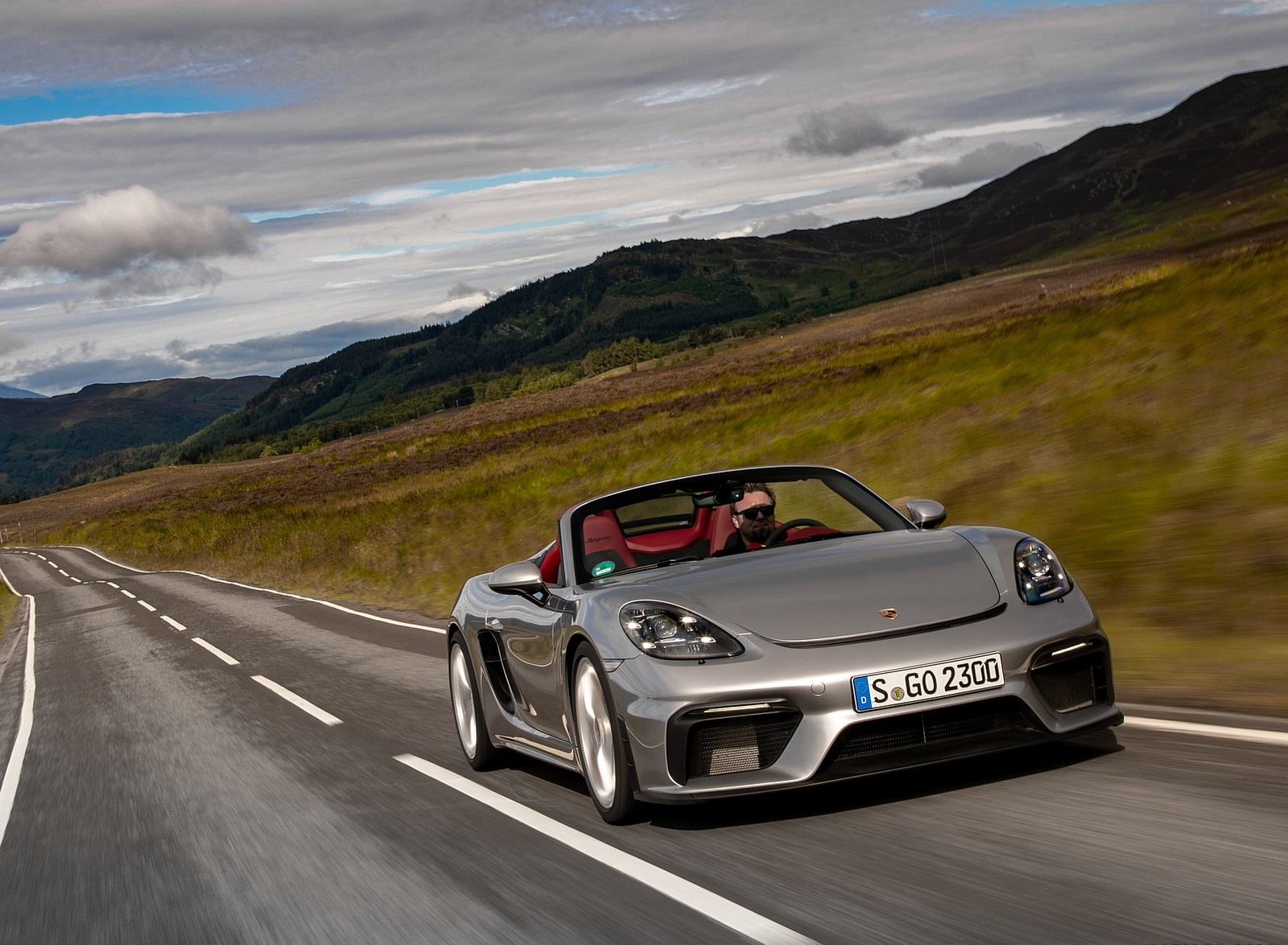 2020 Porsche 718 Spyder (Color: GT Silver Metallic) Front Wallpapers #190 of 295