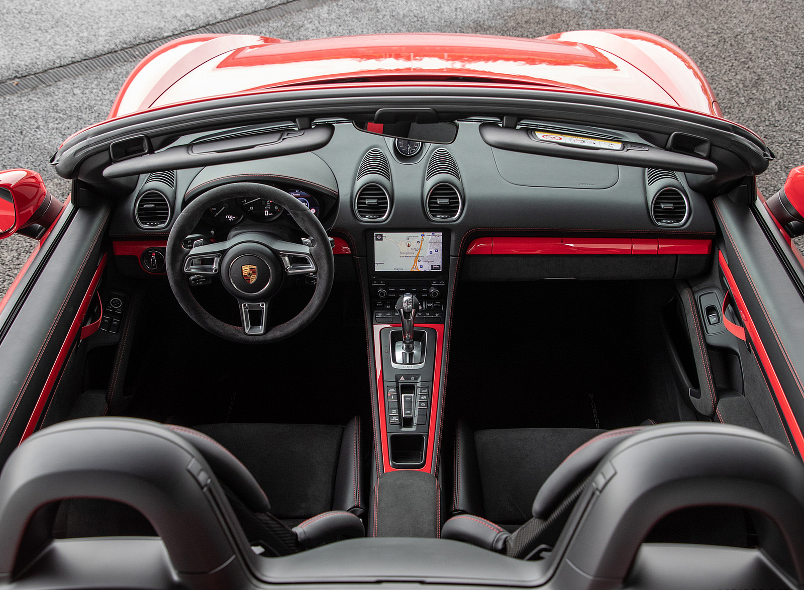 2020 Porsche 718 Spyder (Color: Guards Red) Interior Wallpapers #283 of 295