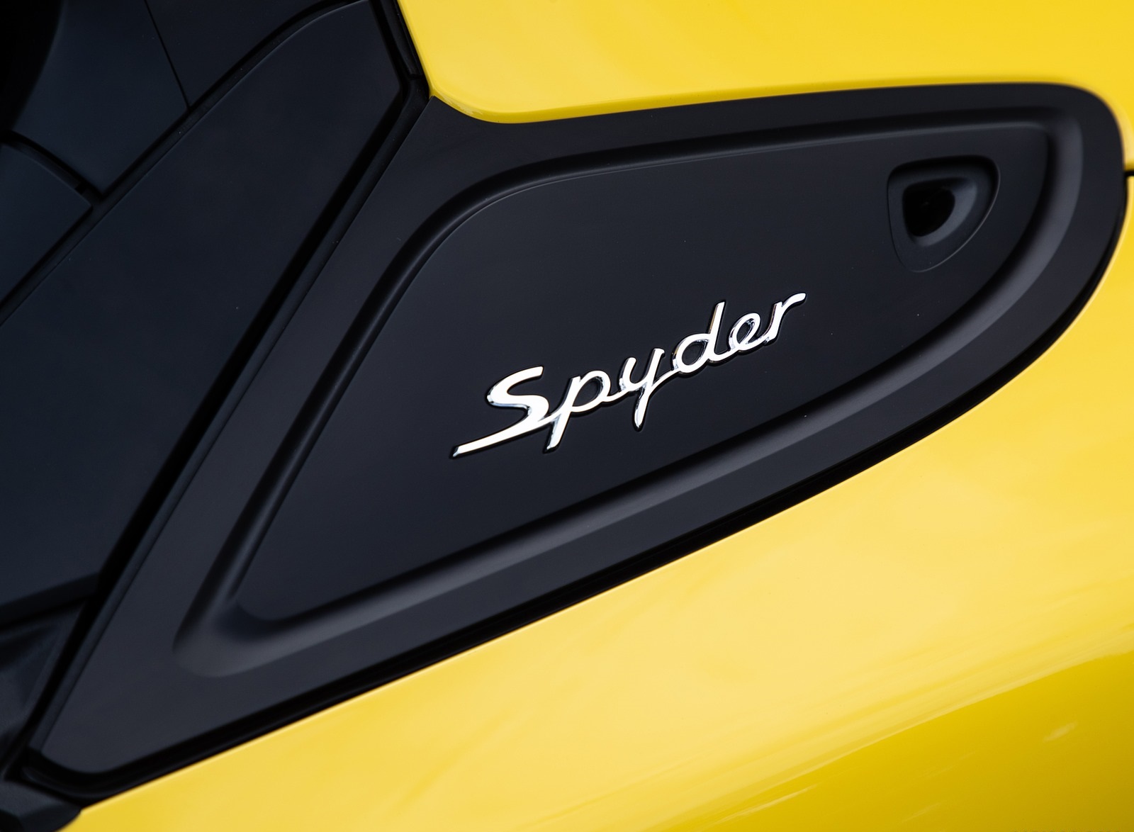 2020 Porsche 718 Spyder (Color: Racing Yellow) Detail Wallpapers #67 of 295