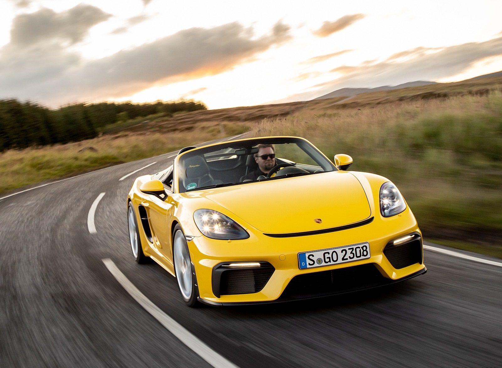 Porsche 718 Boxster Yellow