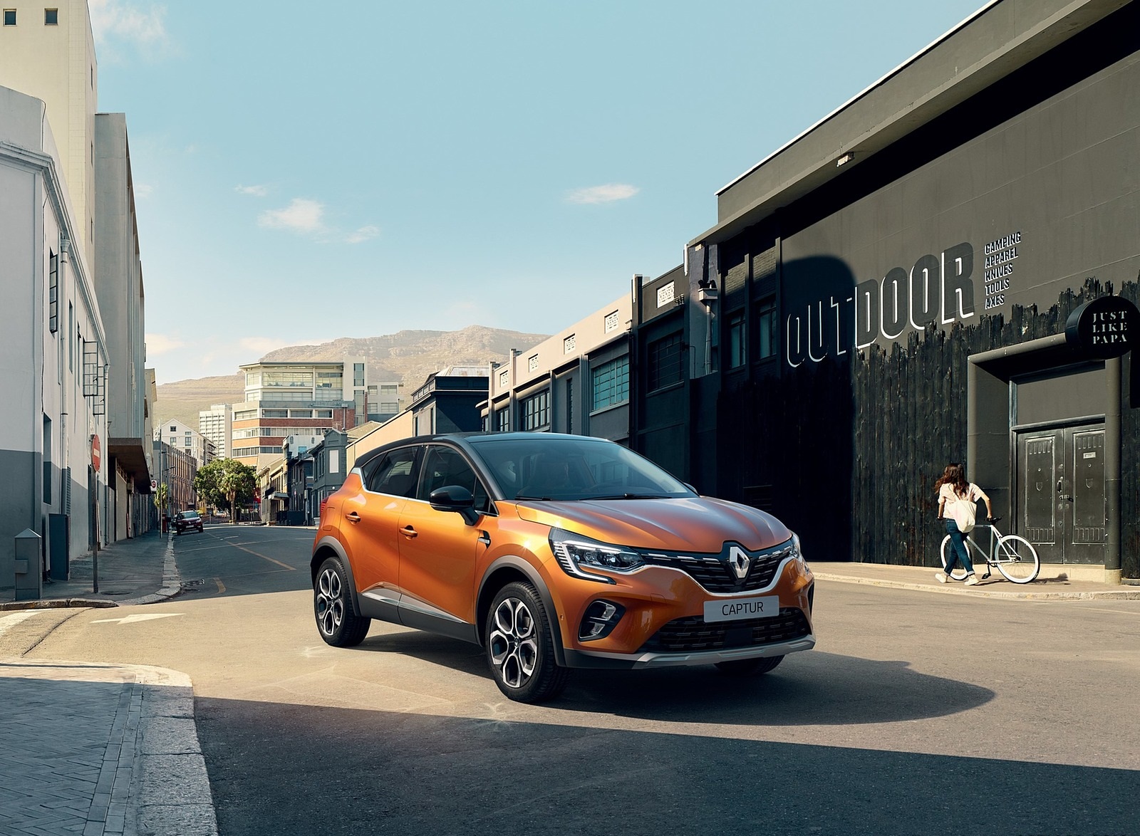 2020 Renault Captur (Color: Atacama Orange) Front Three-Quarter Wallpapers #3 of 39