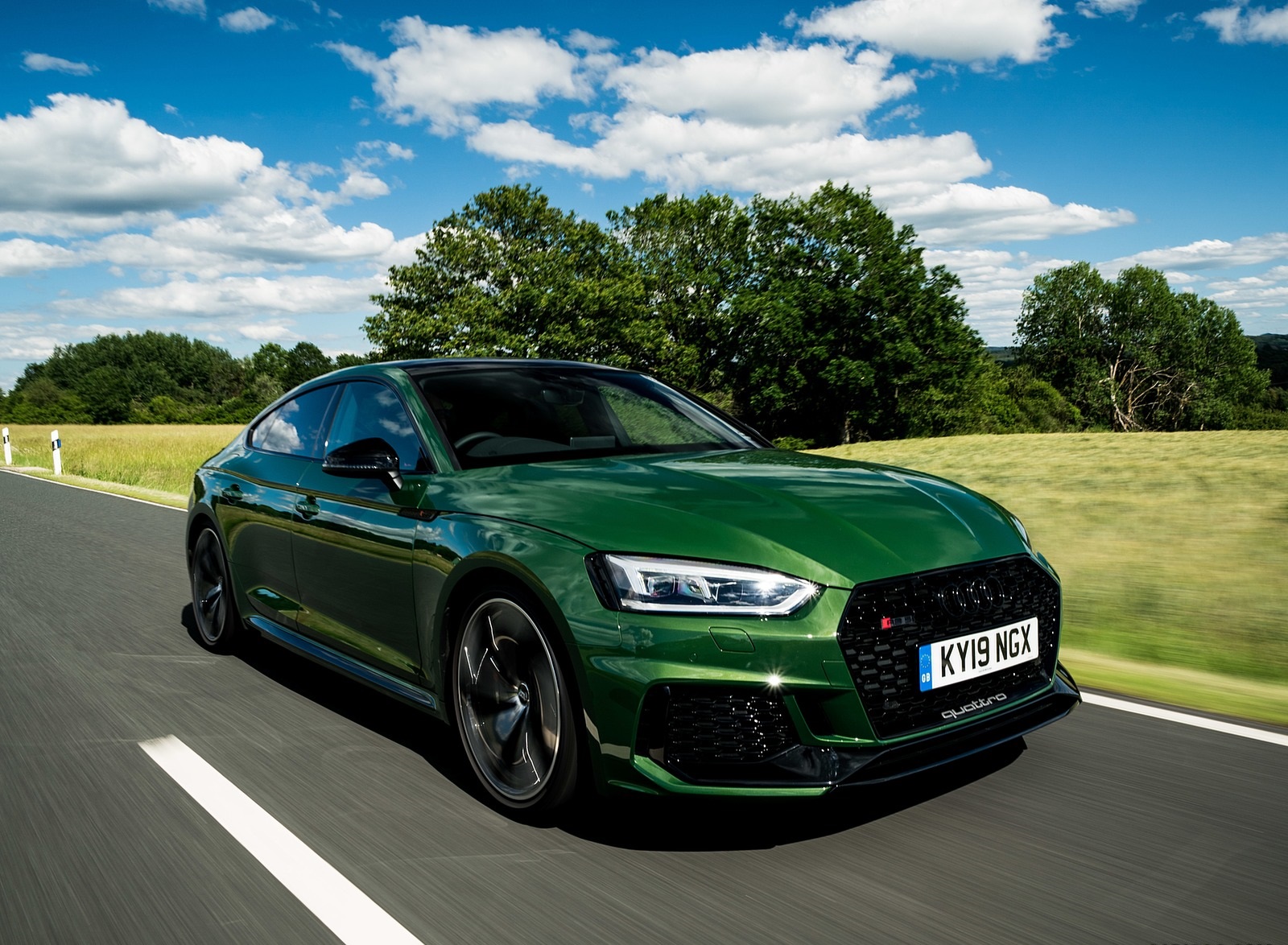 2019 Audi RS 5 Sportback (UK-Spec) Front Three-Quarter Wallpapers #29 of 76