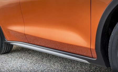 2019 Ford Focus Active 5-Door (Color: Orange Glow) Detail Wallpapers 450x275 (85)
