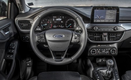 2019 Ford Focus Active 5-Door (Color: Orange Glow) Interior Cockpit Wallpapers 450x275 (100)