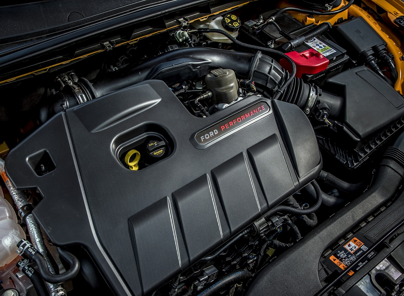 2019 Ford Focus ST (Euro-Spec Color: Orange Fury) Engine Wallpapers #62 of 218